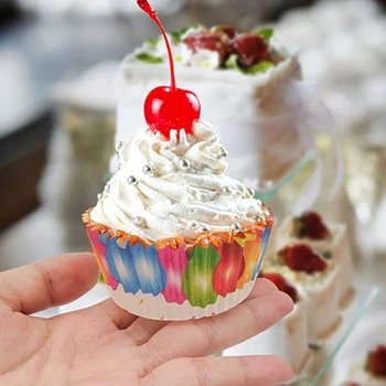 100pcs Cupcake Forros Tema de Natal de Cozimento de Copos de Papel com Graxa Prova Antiaderente Cupcake Wrappers Cozinha de Abastecimento de decoração do bolo  5